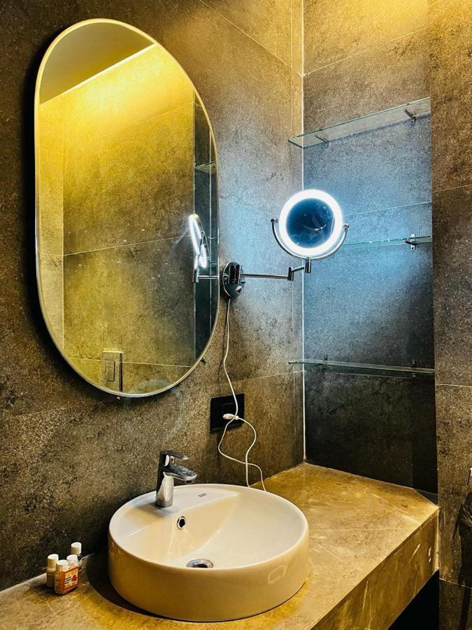 Luxe Apartment By Hey Studio'S Ghaziabad Εξωτερικό φωτογραφία