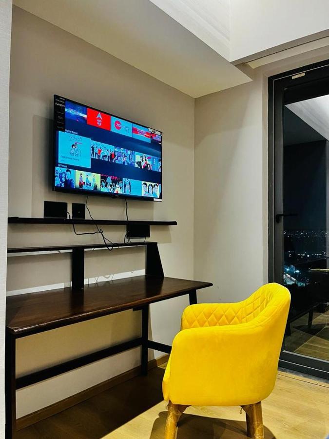 Luxe Apartment By Hey Studio'S Ghaziabad Εξωτερικό φωτογραφία