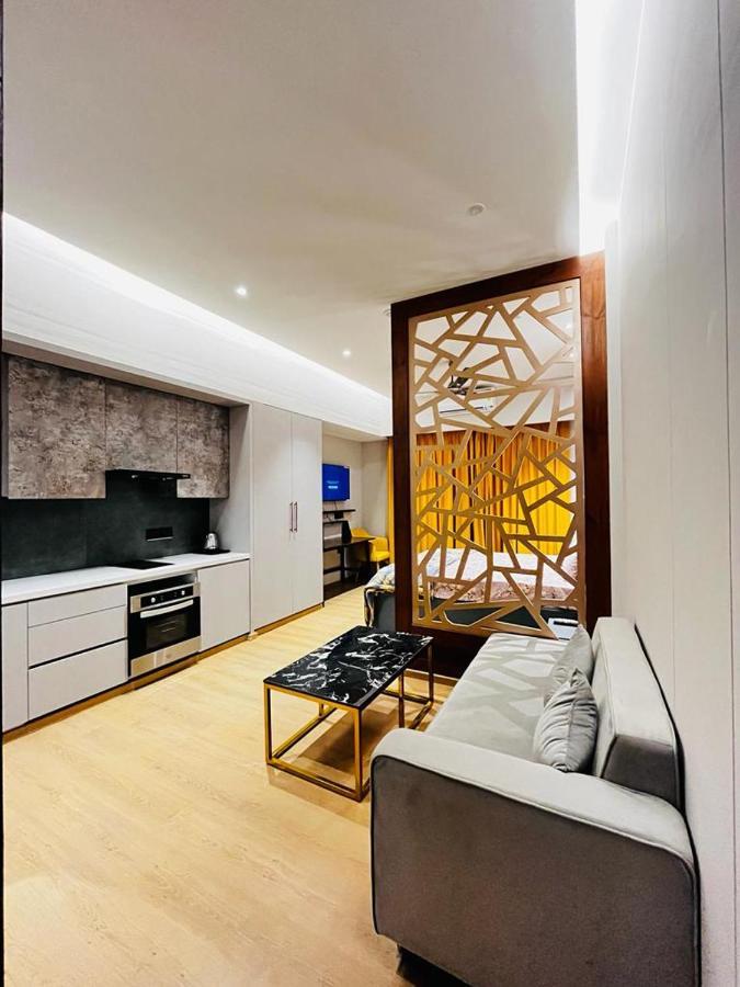 Luxe Apartment By Hey Studio'S Ghaziabad Εξωτερικό φωτογραφία